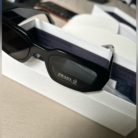 Prada Sunglasses - Picture 4 of 5